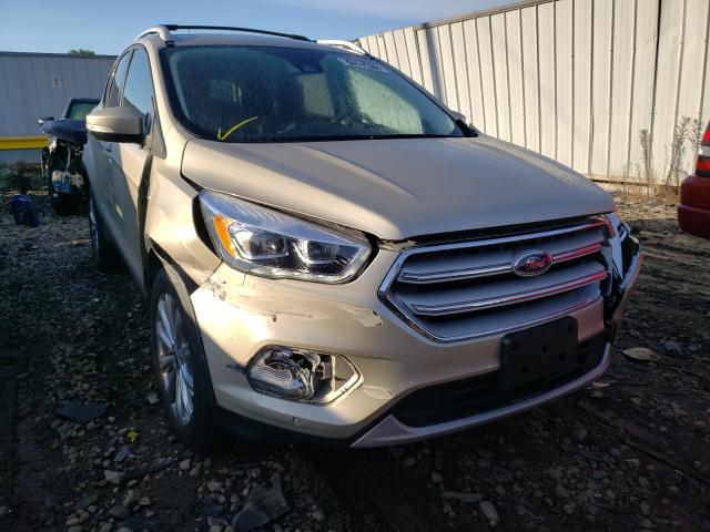 Ford Escape tit (2018)