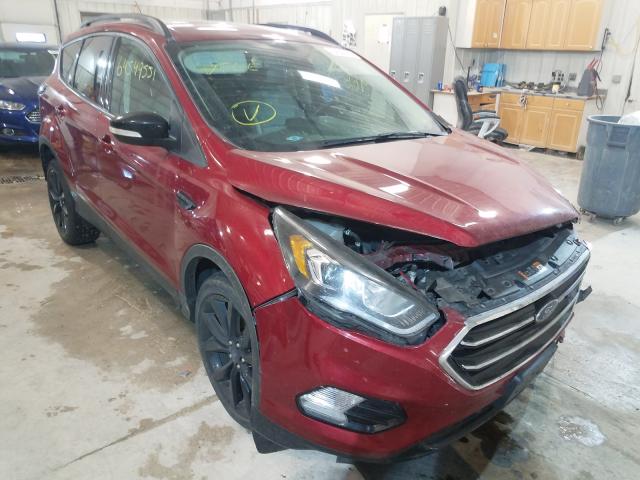 Ford Escape tit (2017)