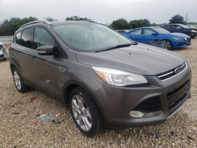 Ford Escape tit (2014)