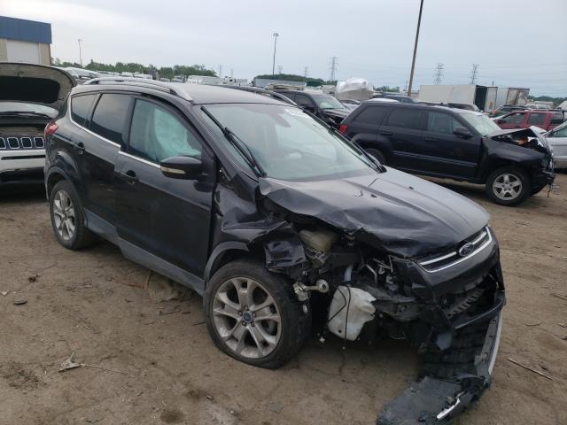 Ford Escape tit (2014)