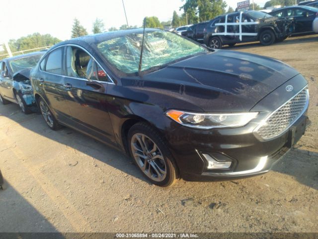 Ford Fusion hybrid (2020)