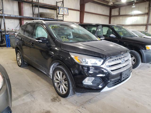 Ford Escape tit (2017)