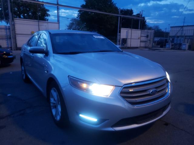 Ford Taurus sel (2015)
