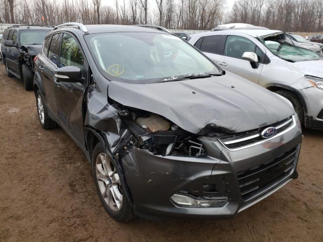 Ford Escape tit (2016)