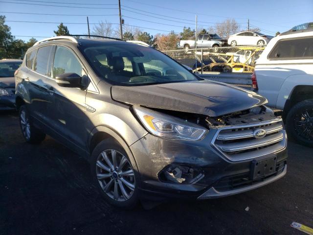 Ford Escape tit (2017)