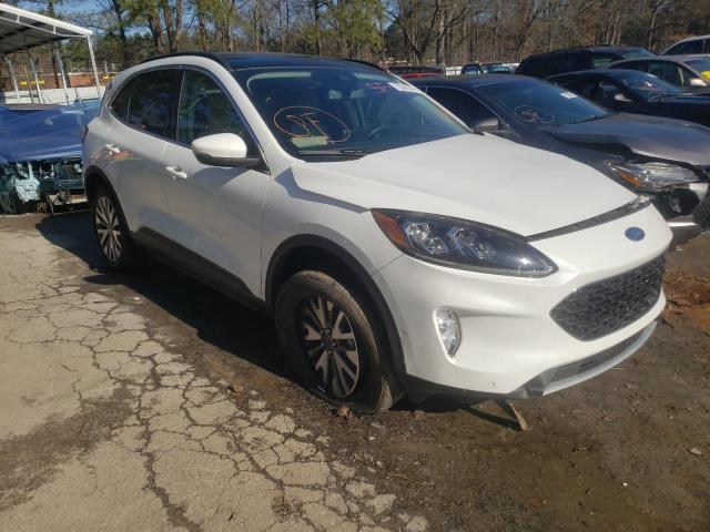 Ford Escape tit (2020)