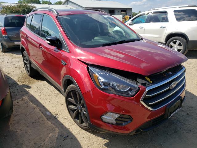 Ford Escape tit (2019)