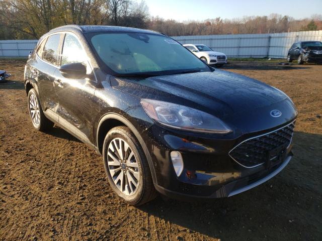 Ford Escape tit (2020)