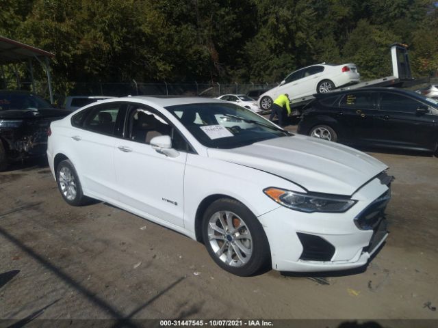 Ford Fusion hybrid (2019)