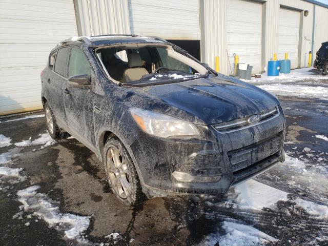 Ford Escape tit (2016)