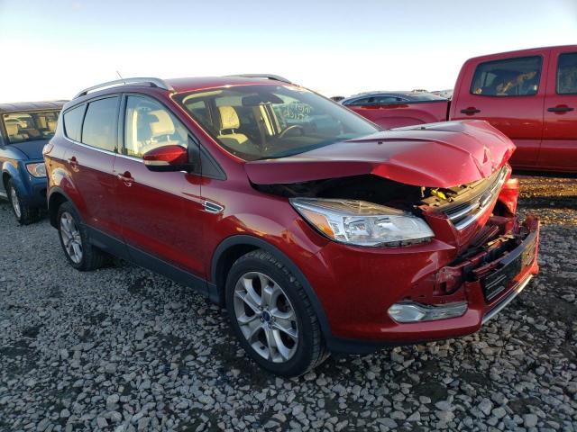 Ford Escape tit (2015)