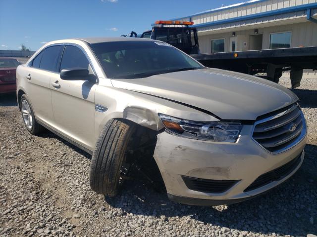 Ford Taurus se (2018)