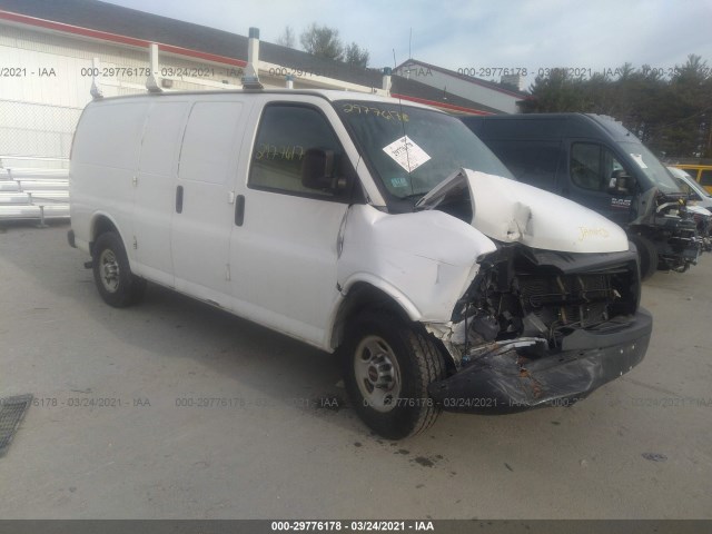 Gmc Savana cargo van (2011)