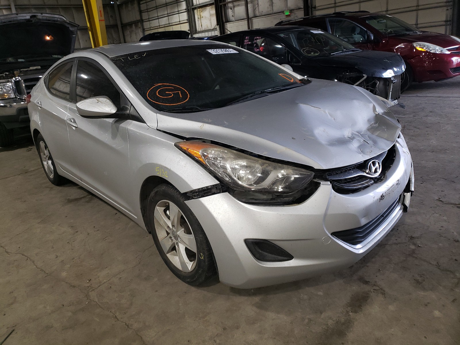 Hyundai Elantra gl (2011)