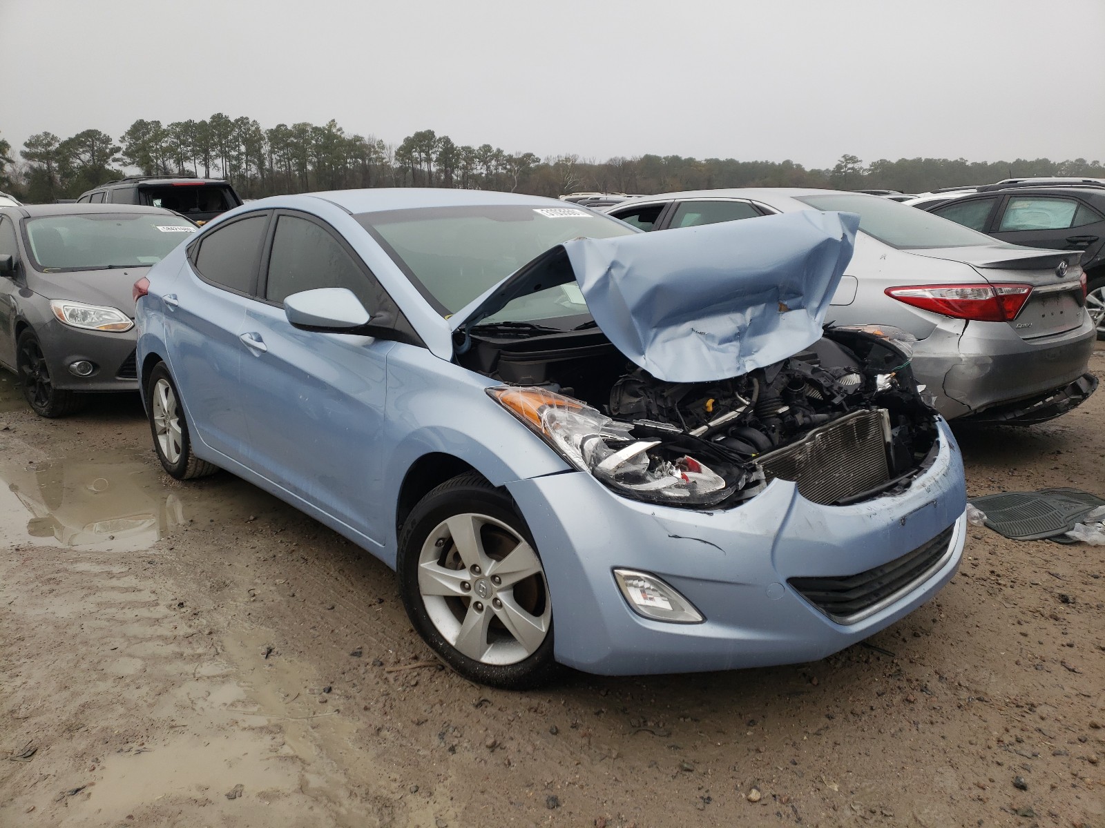 Hyundai Elantra gl (2012)