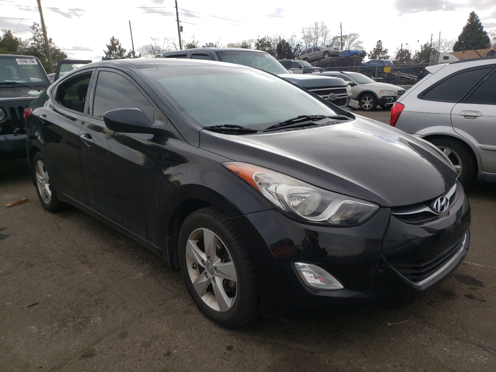 Hyundai Elantra gl (2013)