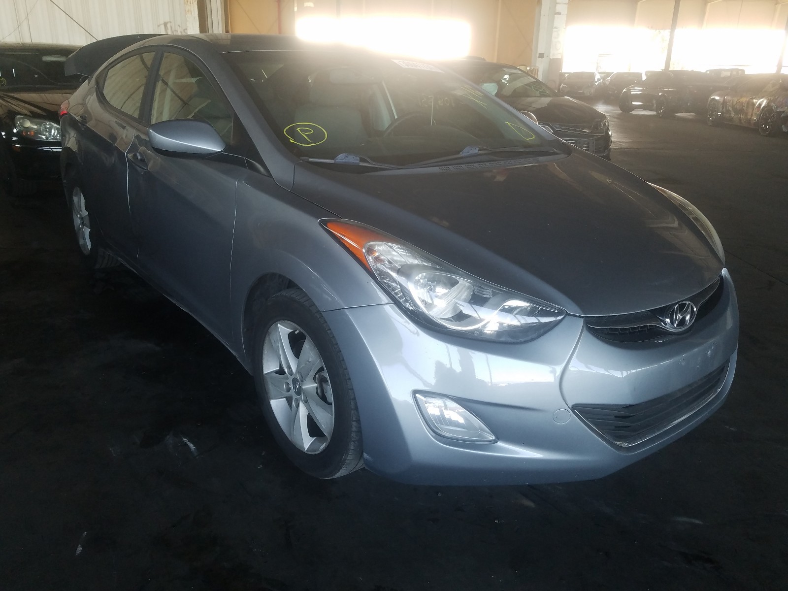 Hyundai Elantra gl (2013)