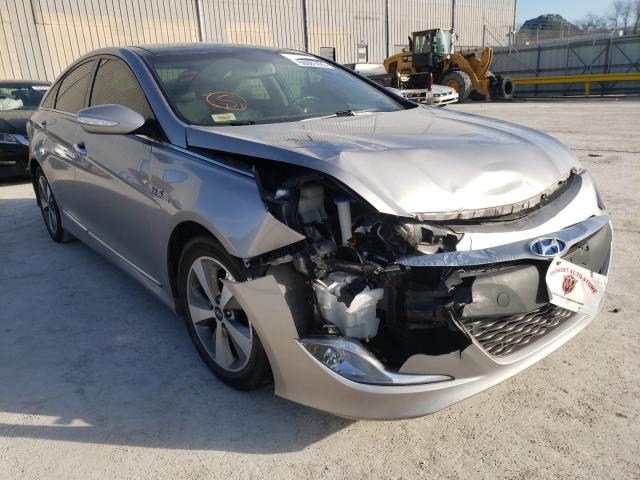 Hyundai Sonata hyb (2012)