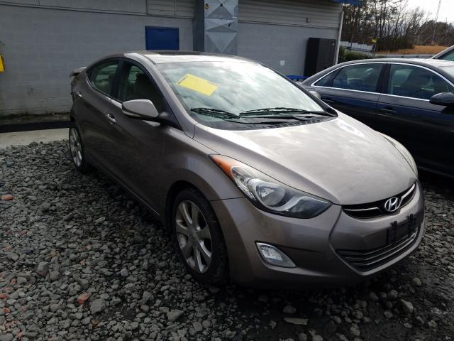 Hyundai Elantra gl (2012)