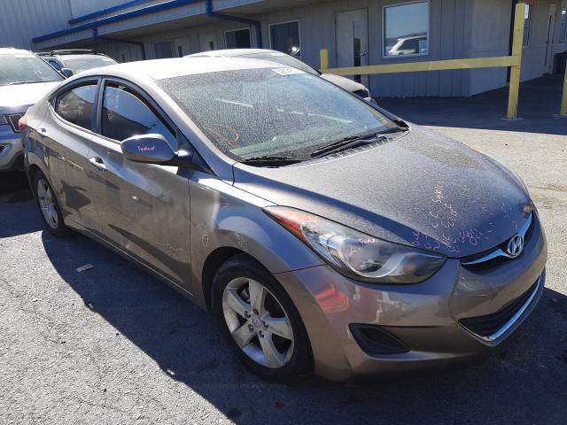 Hyundai Elantra gl (2011)