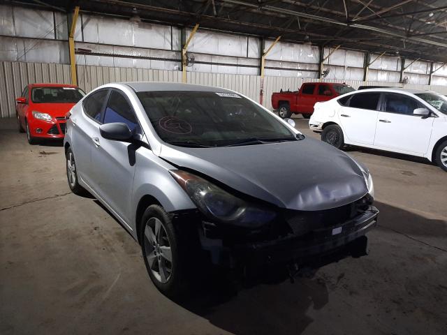 Hyundai Elantra gl (2013)
