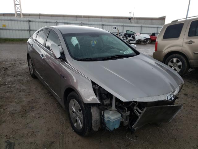 Hyundai Sonata hyb (2013)