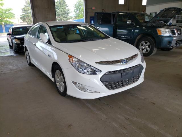 Hyundai Sonata hyb (2015)