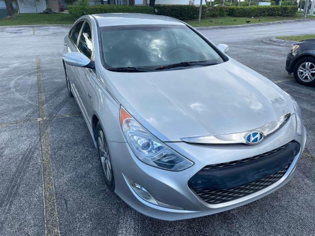 Hyundai Sonata hyb (2013)