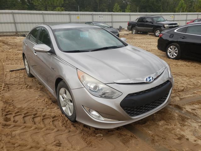Hyundai Sonata hyb (2011)