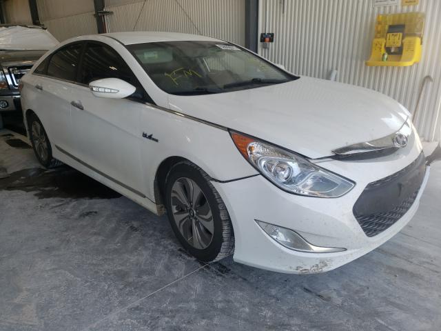 Hyundai Sonata hyb (2013)