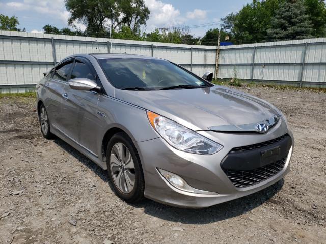 Hyundai Sonata hyb (2013)