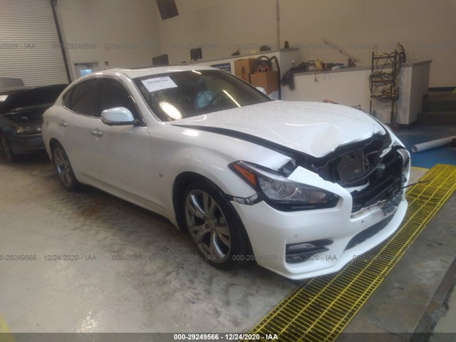 Infiniti Q70 (2017)