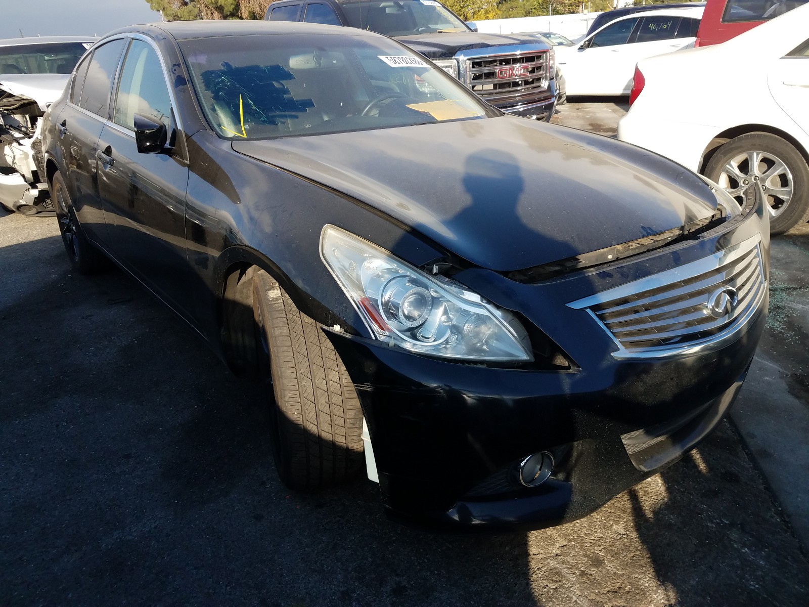 Infiniti G37 base (2011)