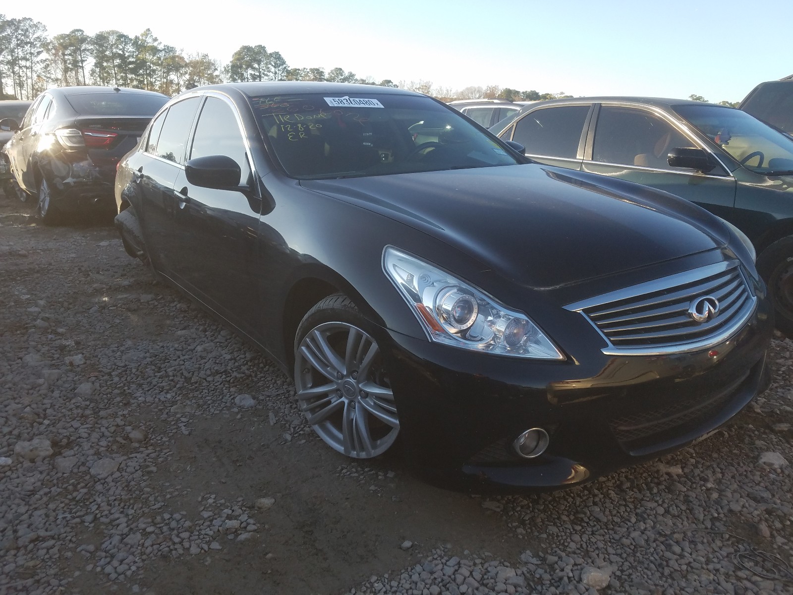 Infiniti G37 base (2012)