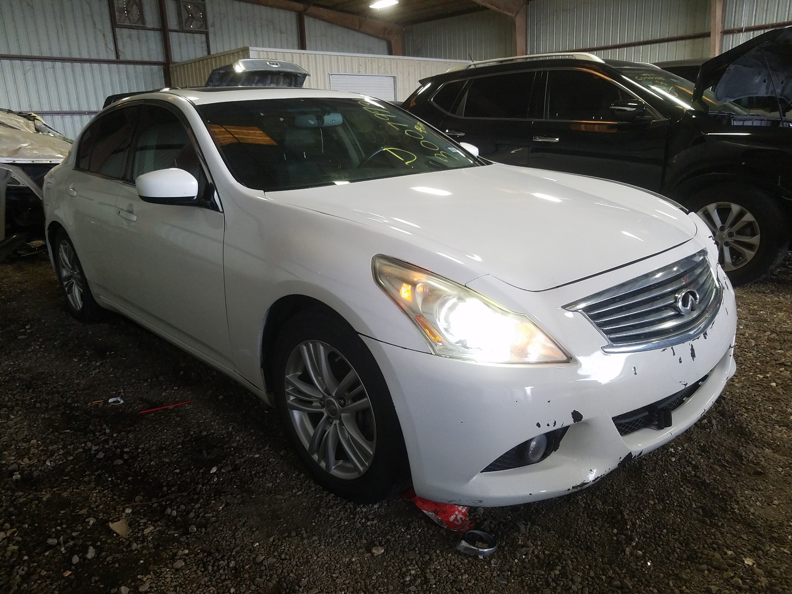 Infiniti G37 base (2012)
