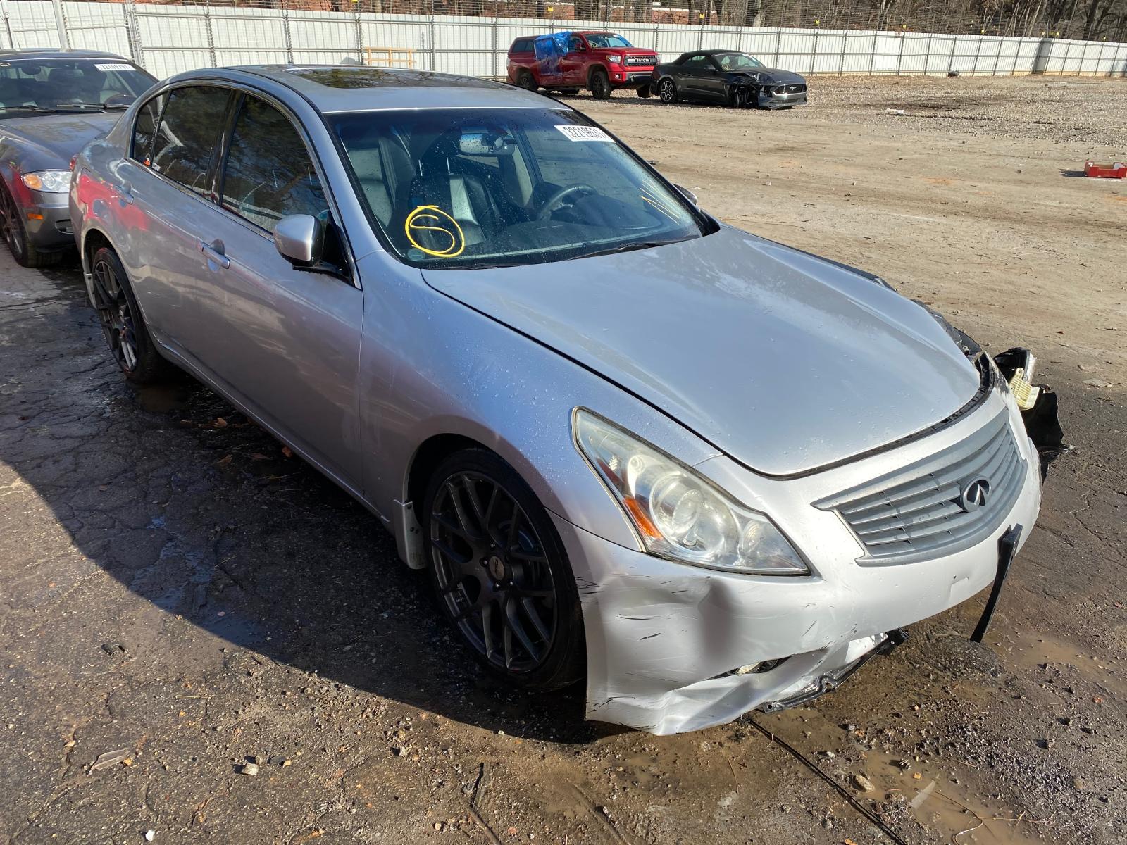 Infiniti G37 base (2012)