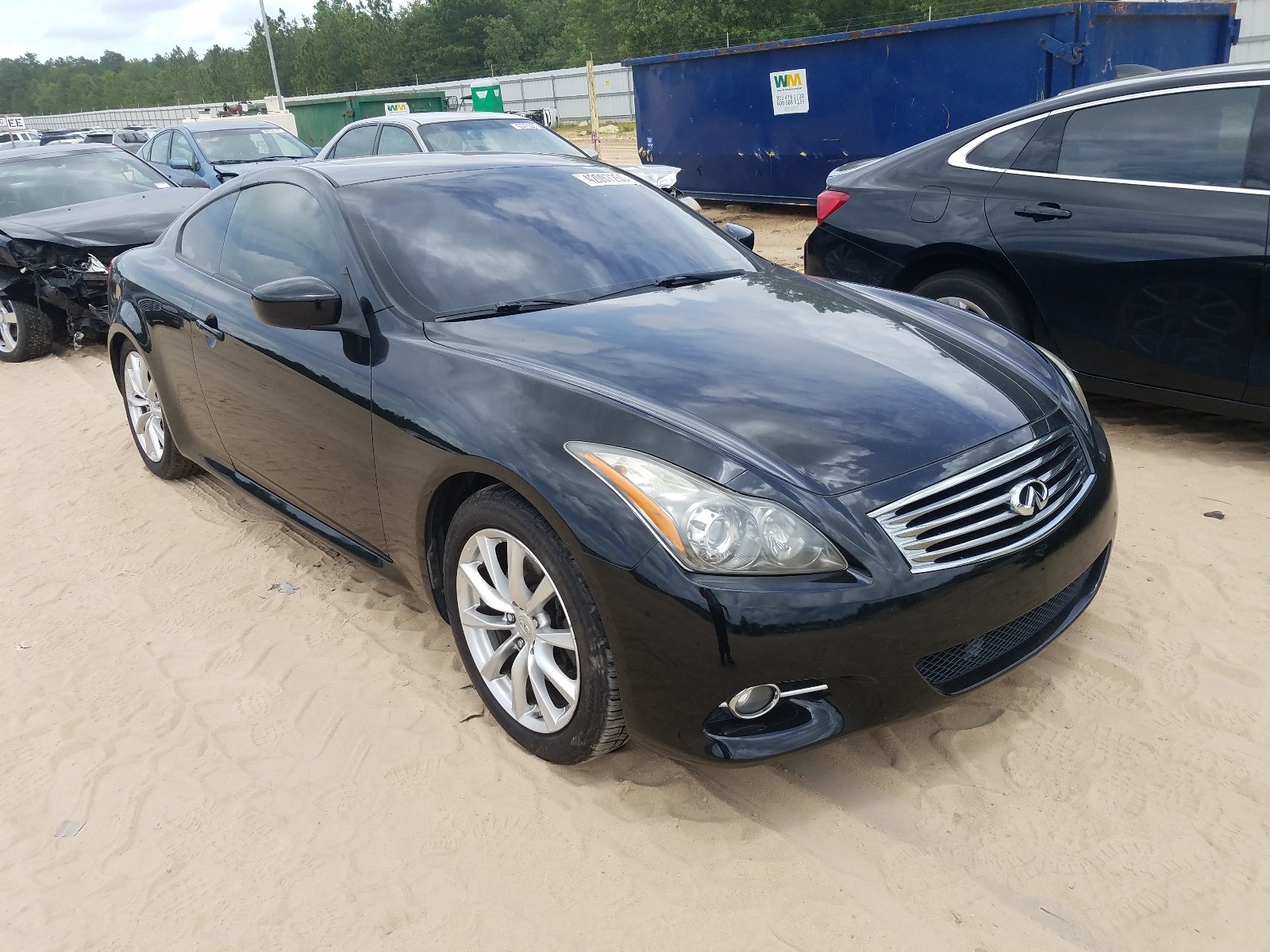 Infiniti G37 base (2012)