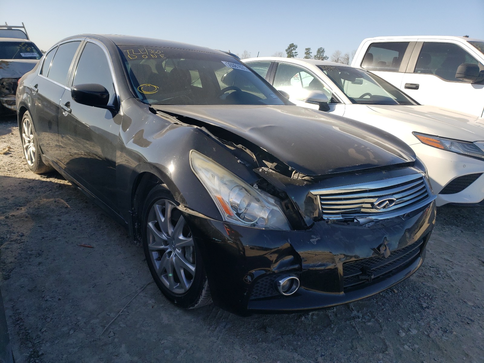 Infiniti G37 base (2013)