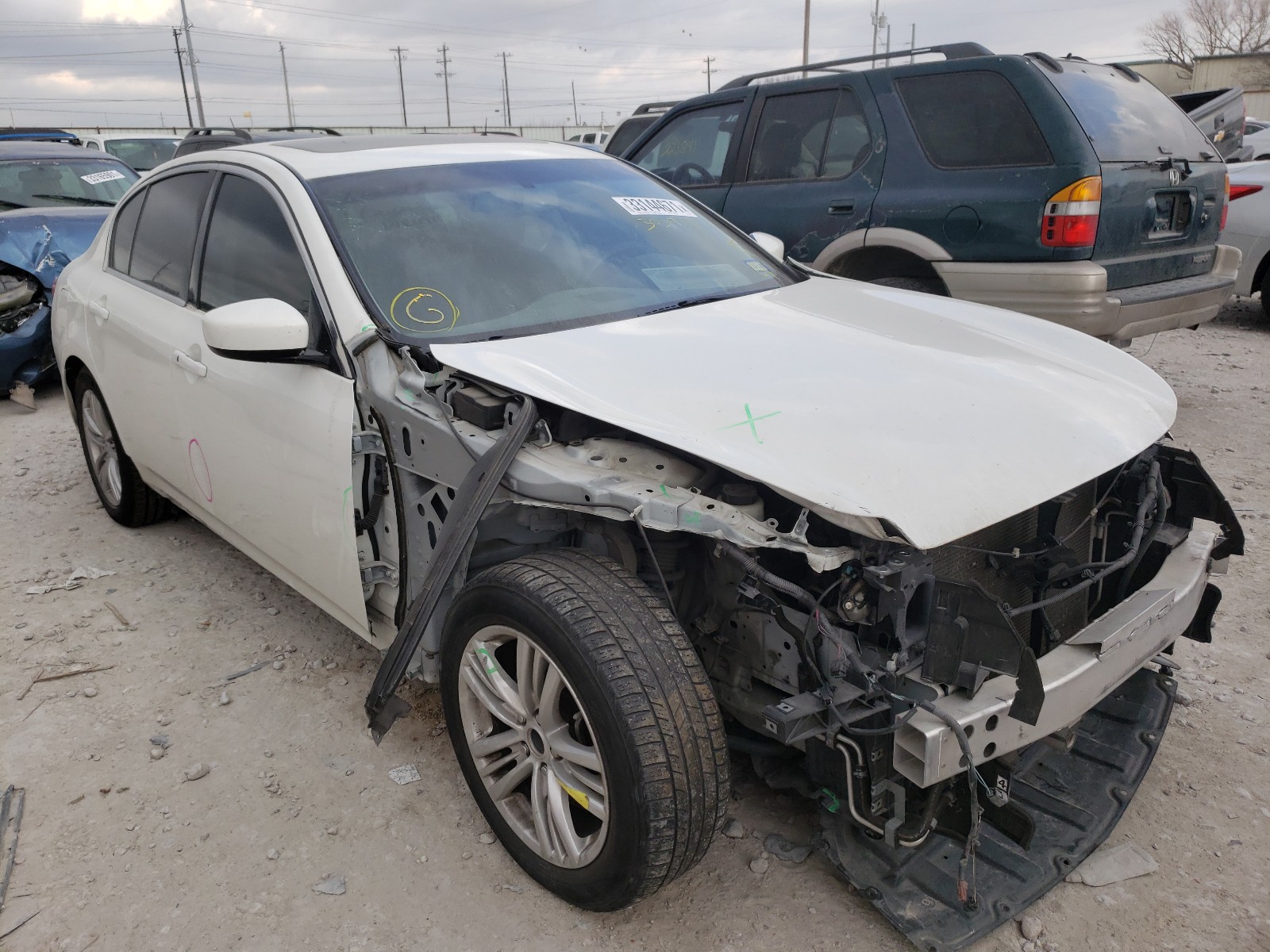 Infiniti G37 base (2013)