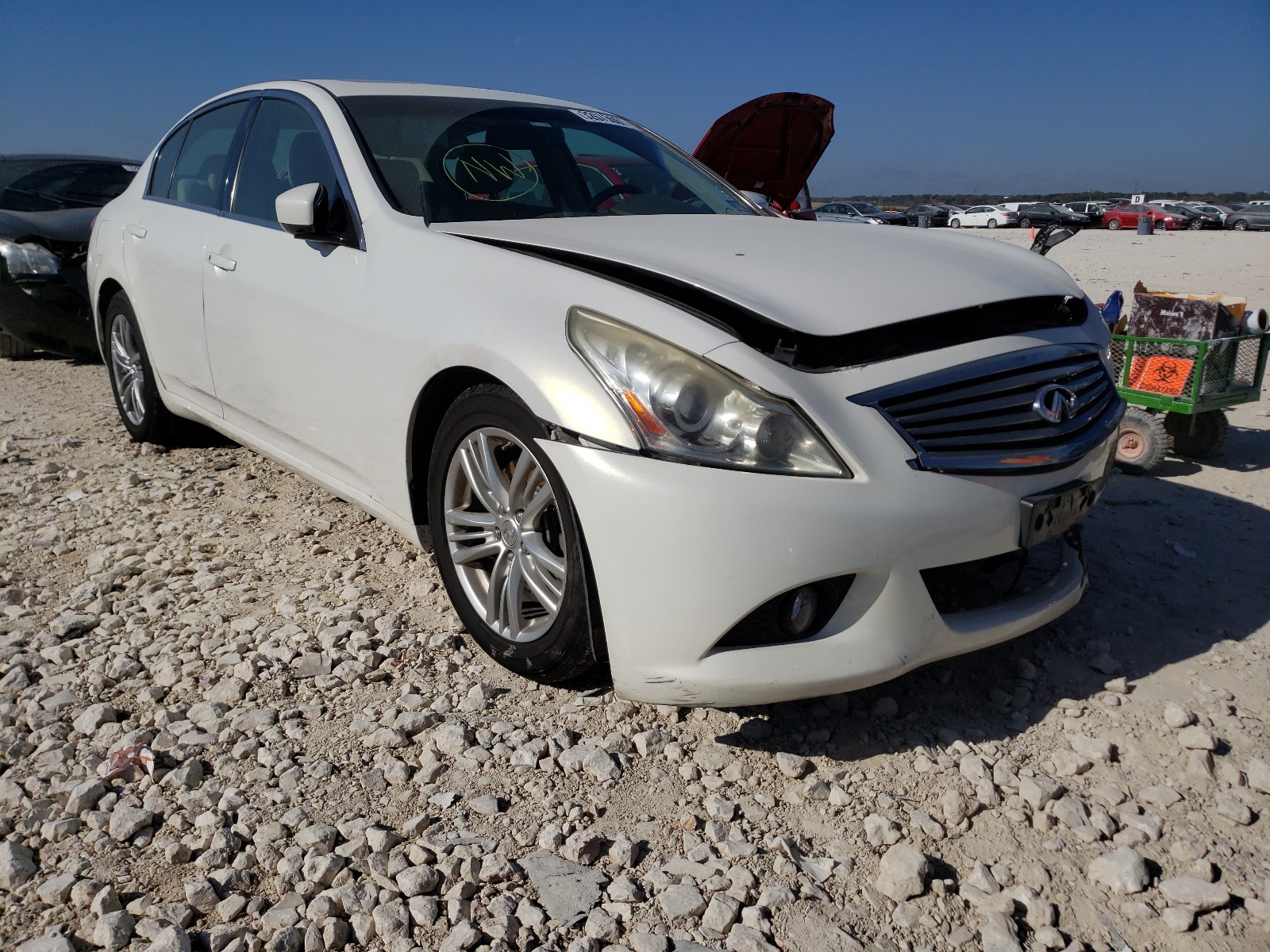 Infiniti G37 base (2013)