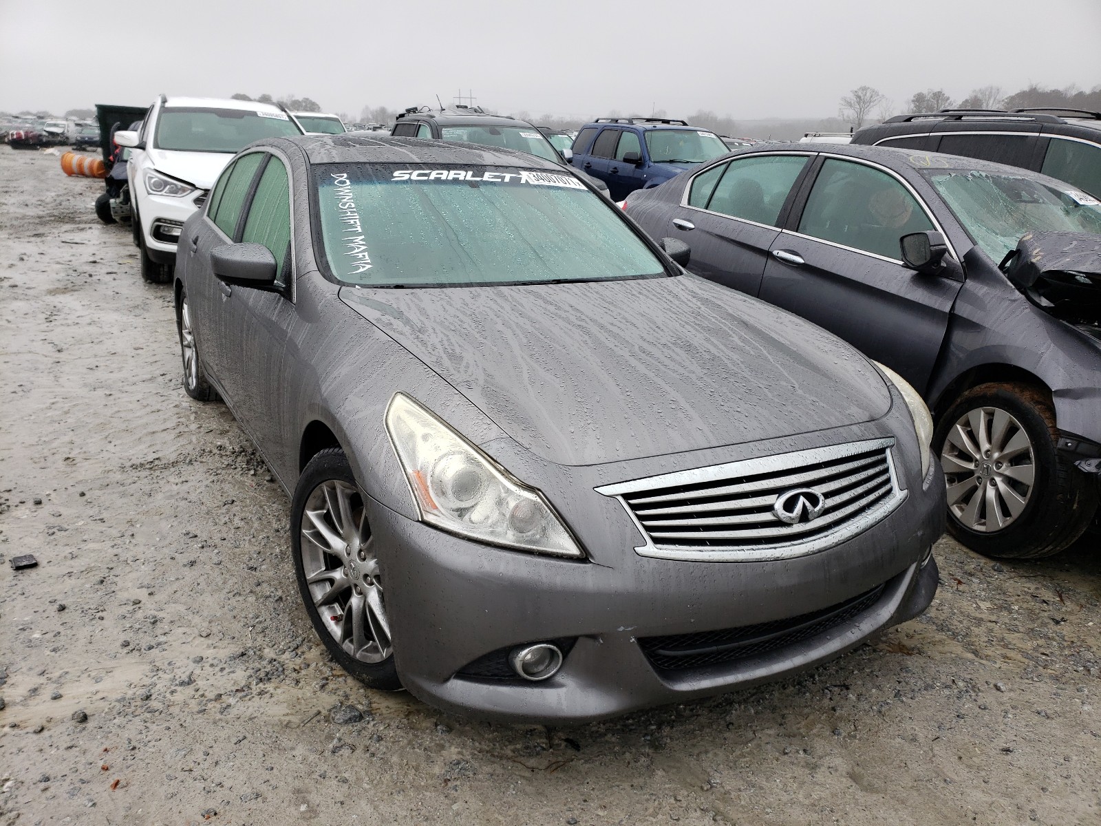 Infiniti G37 base (2013)