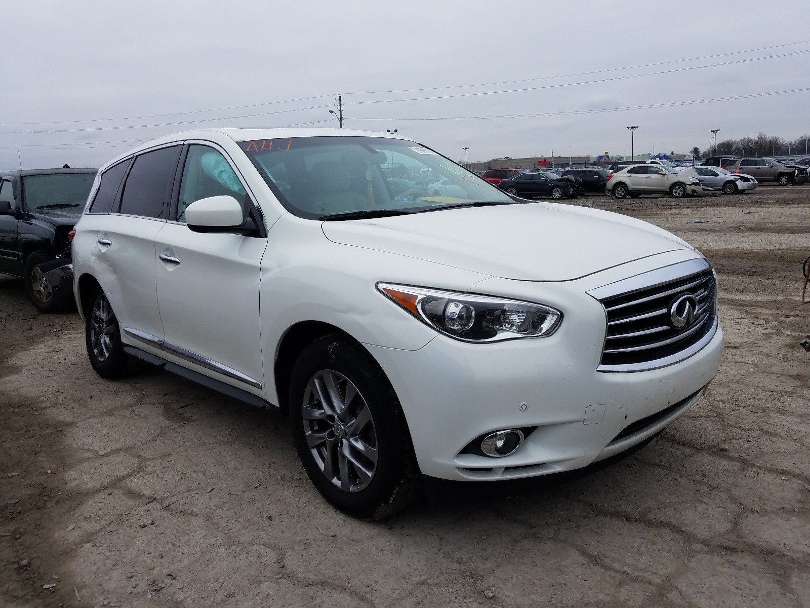 Infiniti Jx35 (2013)