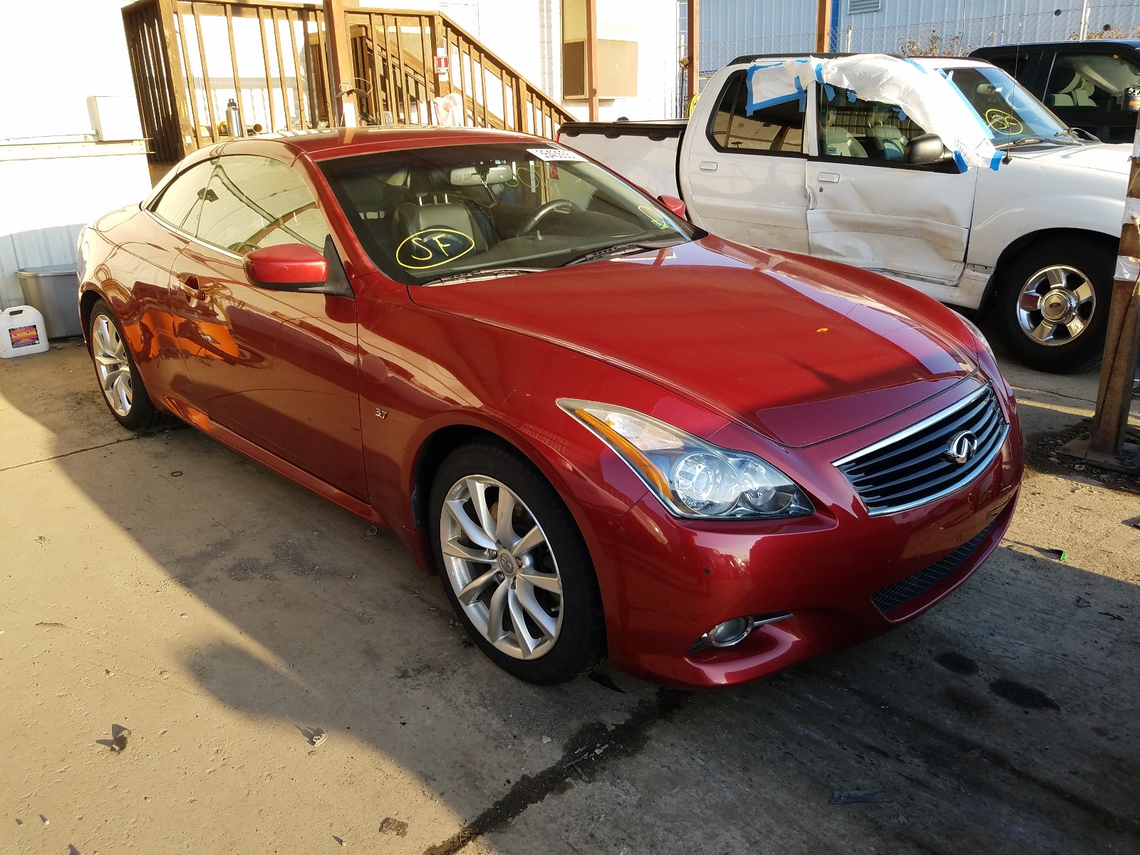 Infiniti Q60 base (2014)