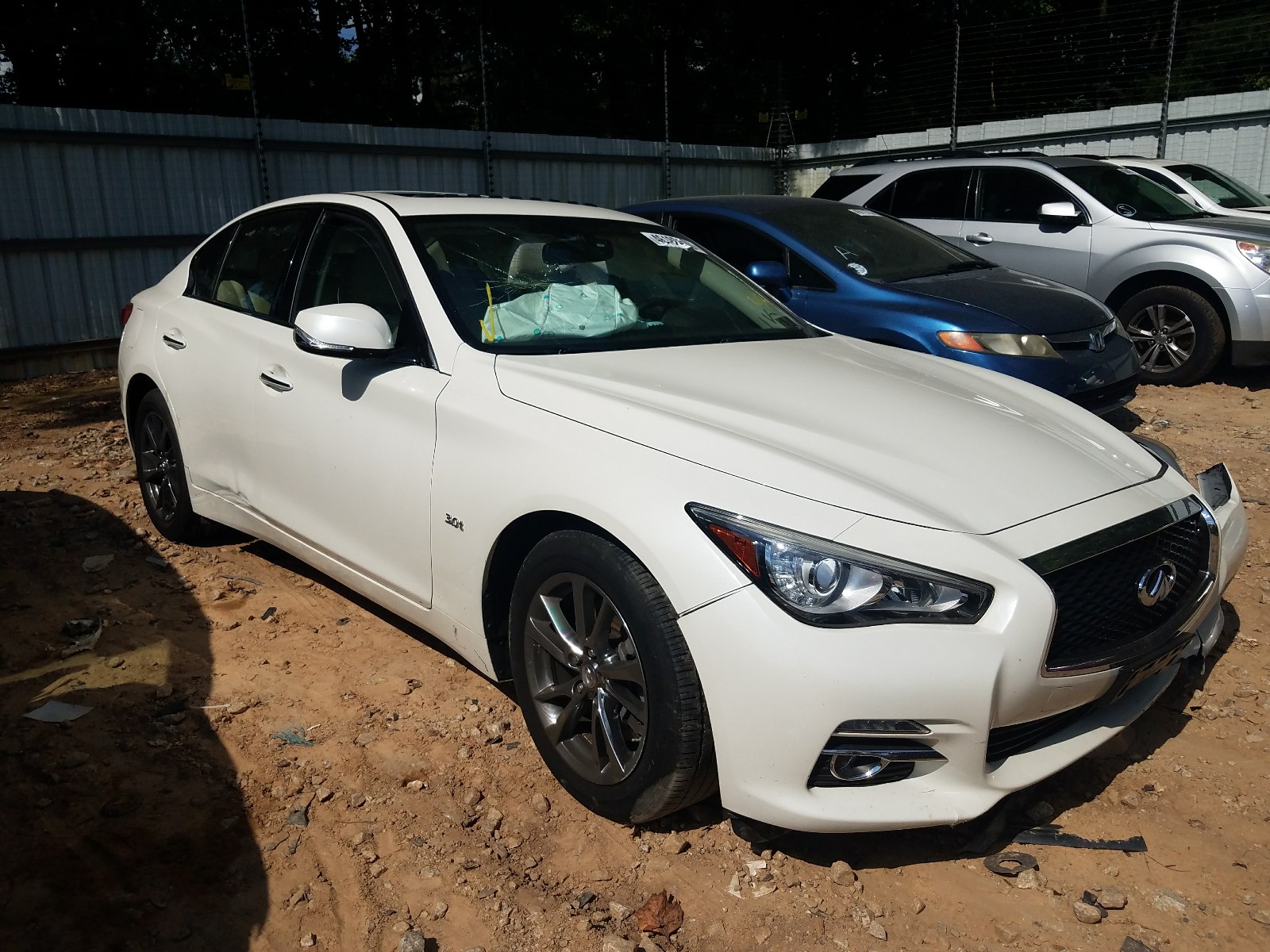 Infiniti Q50 premiu (2017)