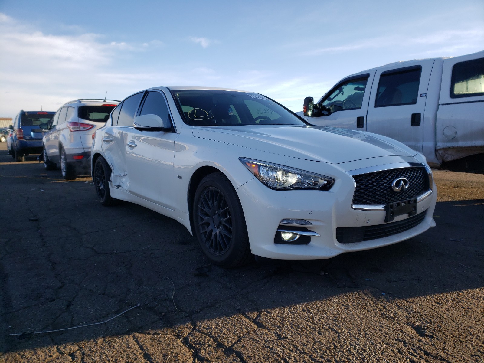 Infiniti Q50 premiu (2017)