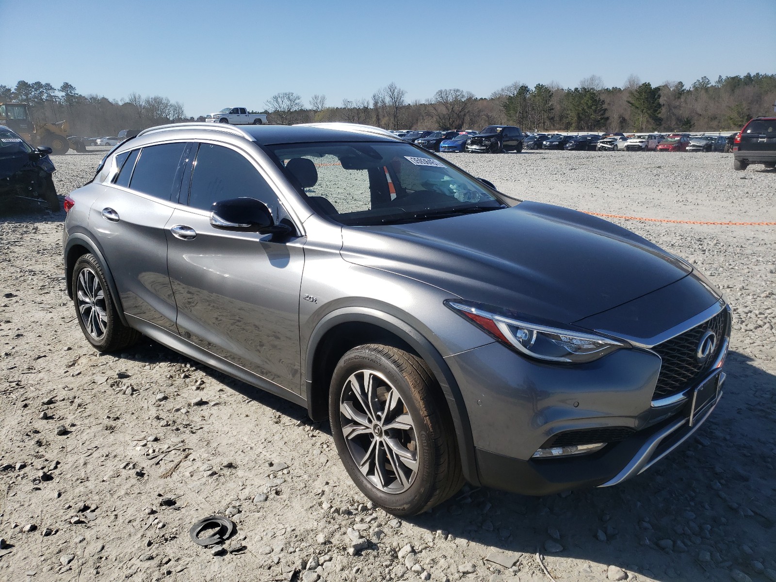 Infiniti Qx30 base (2017)