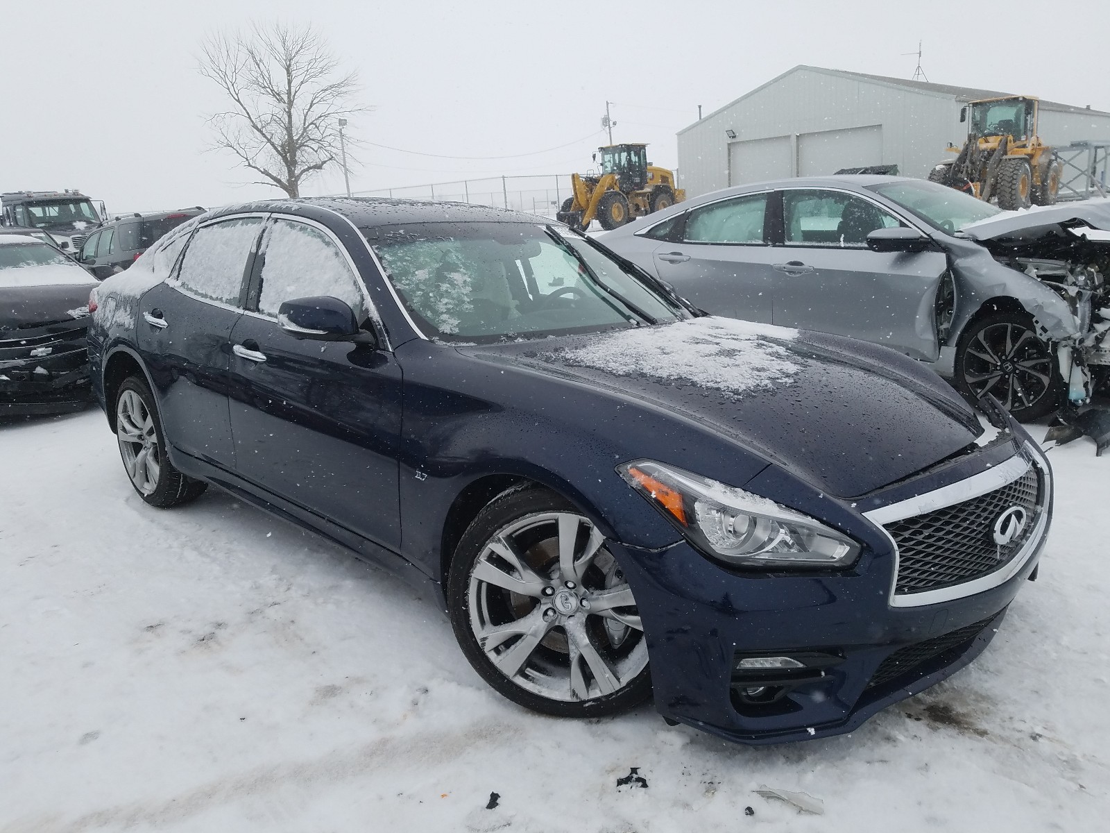 Infiniti Q70 (2017)