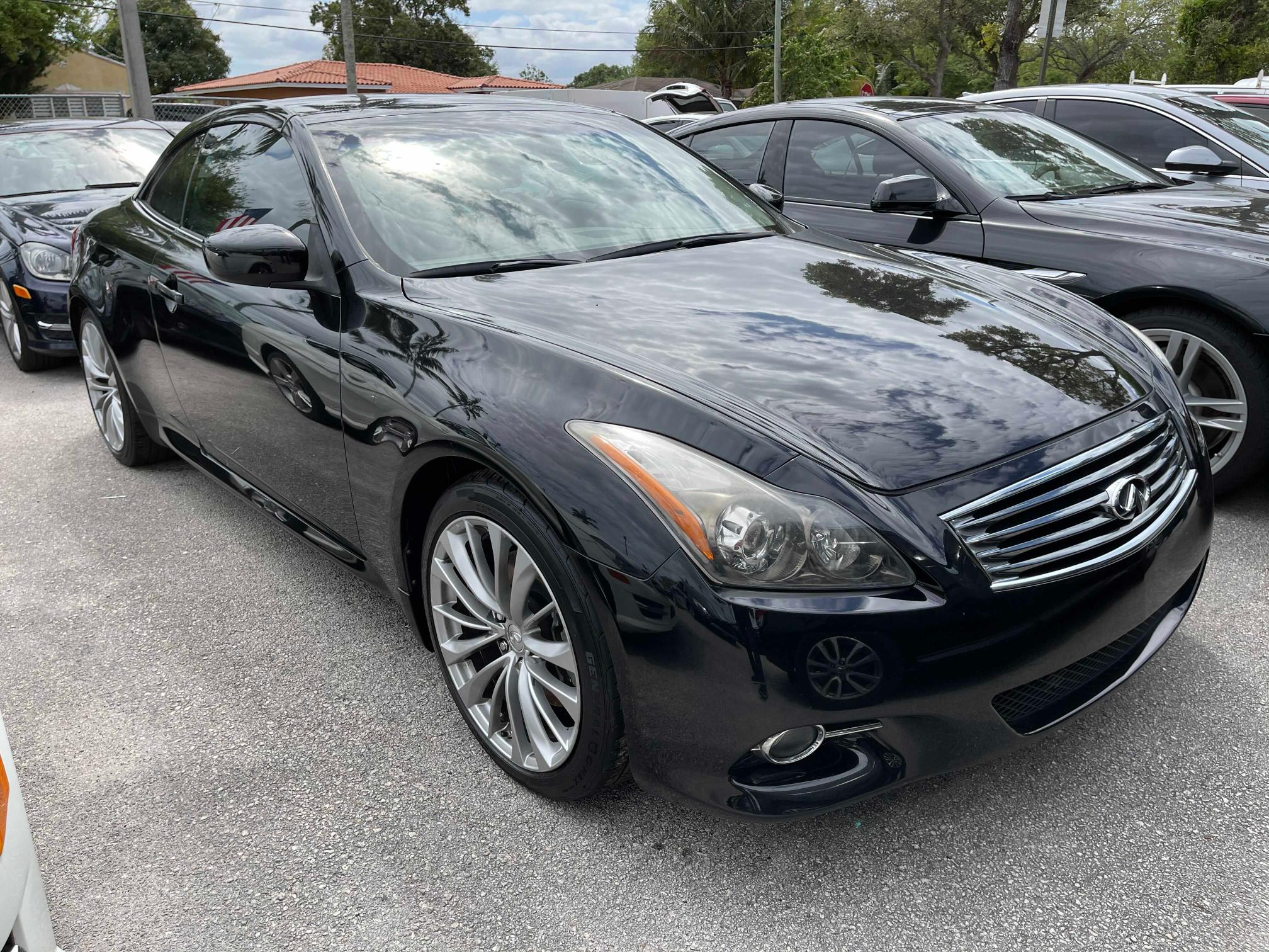 Infiniti G37 base (2012)