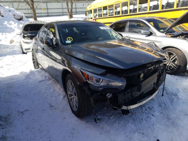 Infiniti Q50 base (2014)