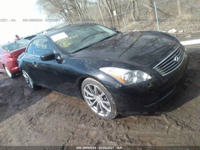 Infiniti G37 convertible (2010)
